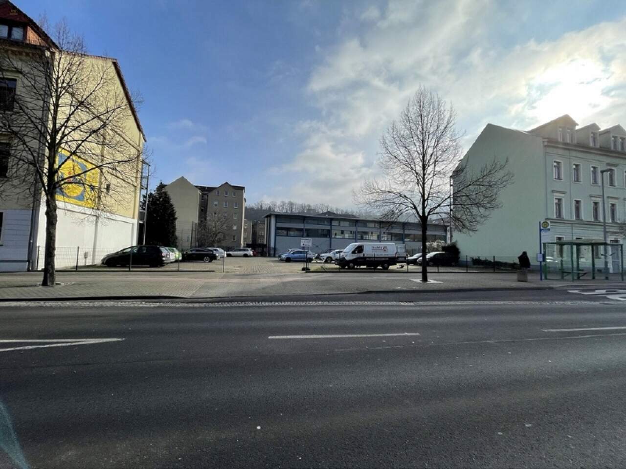 Thumbnail von Grundstück in zentraler Lage in Meißen - genutzt als Parkplatz - zum Kauf!