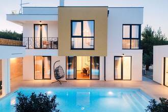 Thumbnail von Moderner Neubau mit schönem Meerblick