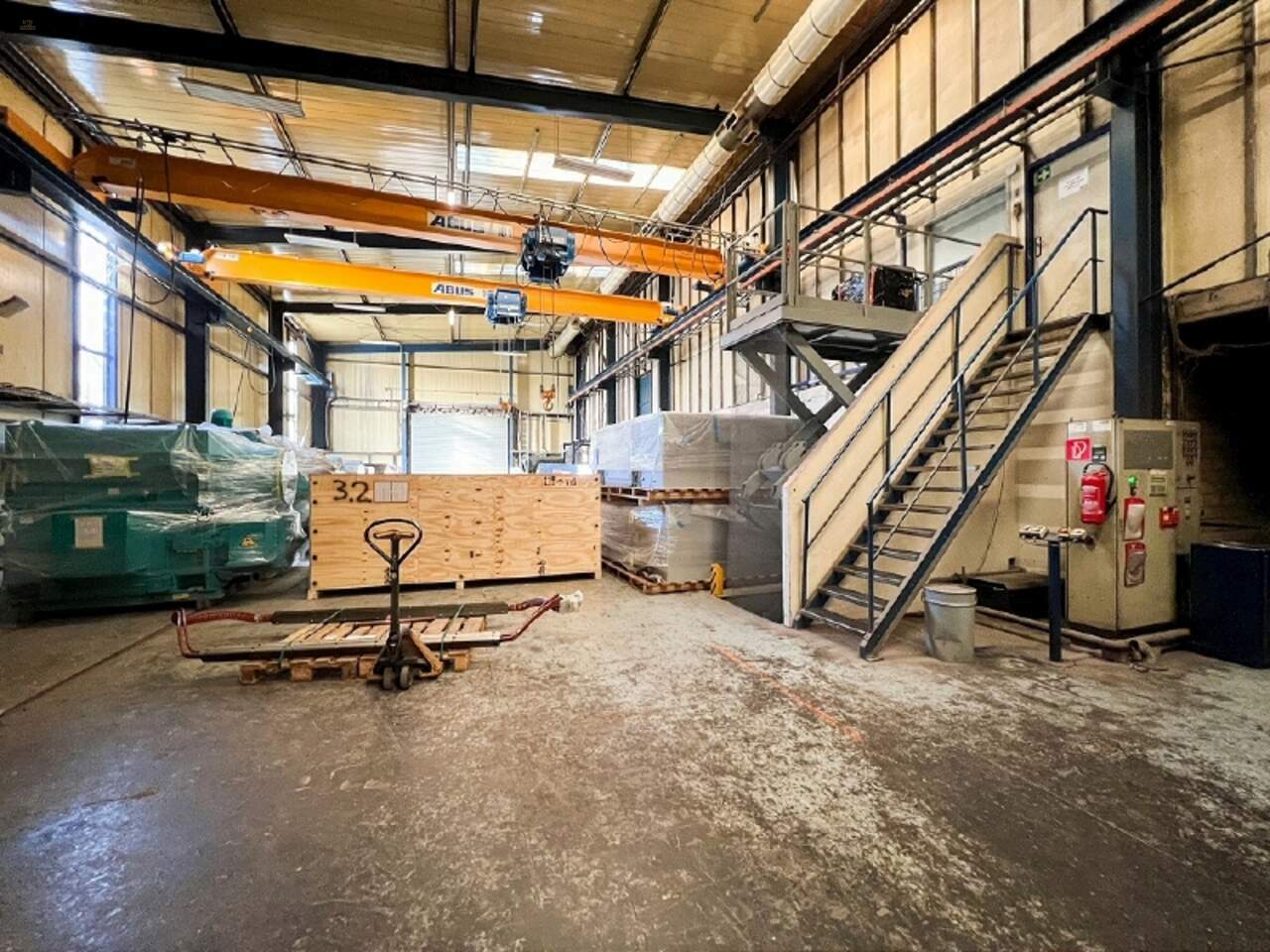 Thumbnail von Autobahnnah | Hallenkomplex mit Kranbahnen zum Eigennutz