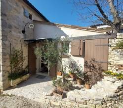 Thumbnail von Mediterranes Steinhaus mit schönem Ausblick auf Berge und Meer