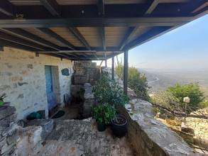 Thumbnail von Mediterranes Steinhaus mit schönem Ausblick auf Berge und Meer