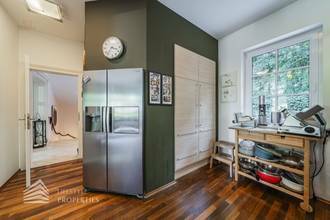 Thumbnail von Wunderschöne Villa mit Pool und weitläufigem Grundstück, Nähe Pressbaum