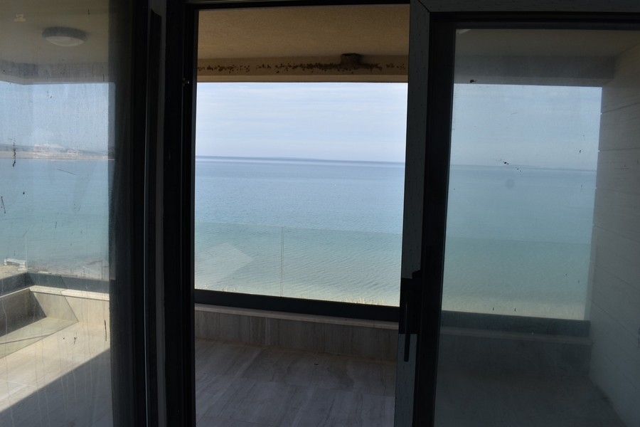 Thumbnail von Modernes Penthouse direkt am Meer