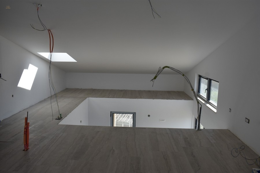 Thumbnail von Modernes Penthouse direkt am Meer