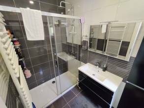 Thumbnail von Appartementhaus mit vier Wohnungen und Meerblick