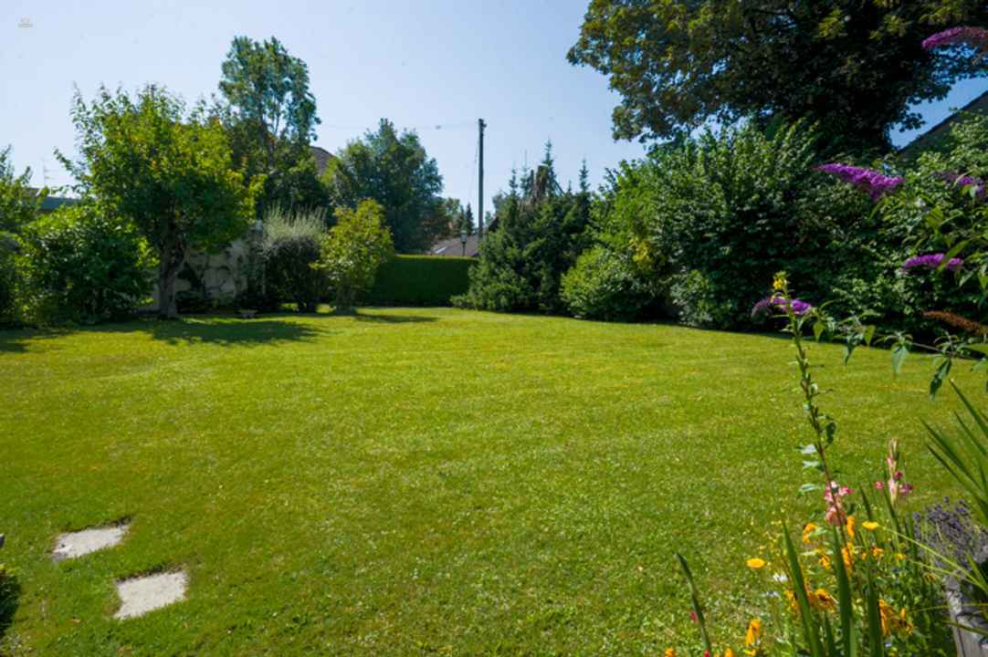 Idyll in Seeshaupts bevorzugter Wohngegend - Baugrundstück oder Bungalow