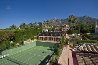 Thumbnail von Luxus-Villa in Sierra Blanca R2070654