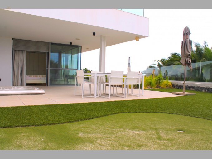Thumbnail von PC2444 Teneriffa Süd - Luxus Villa auf dem  Adeje Golfplatz