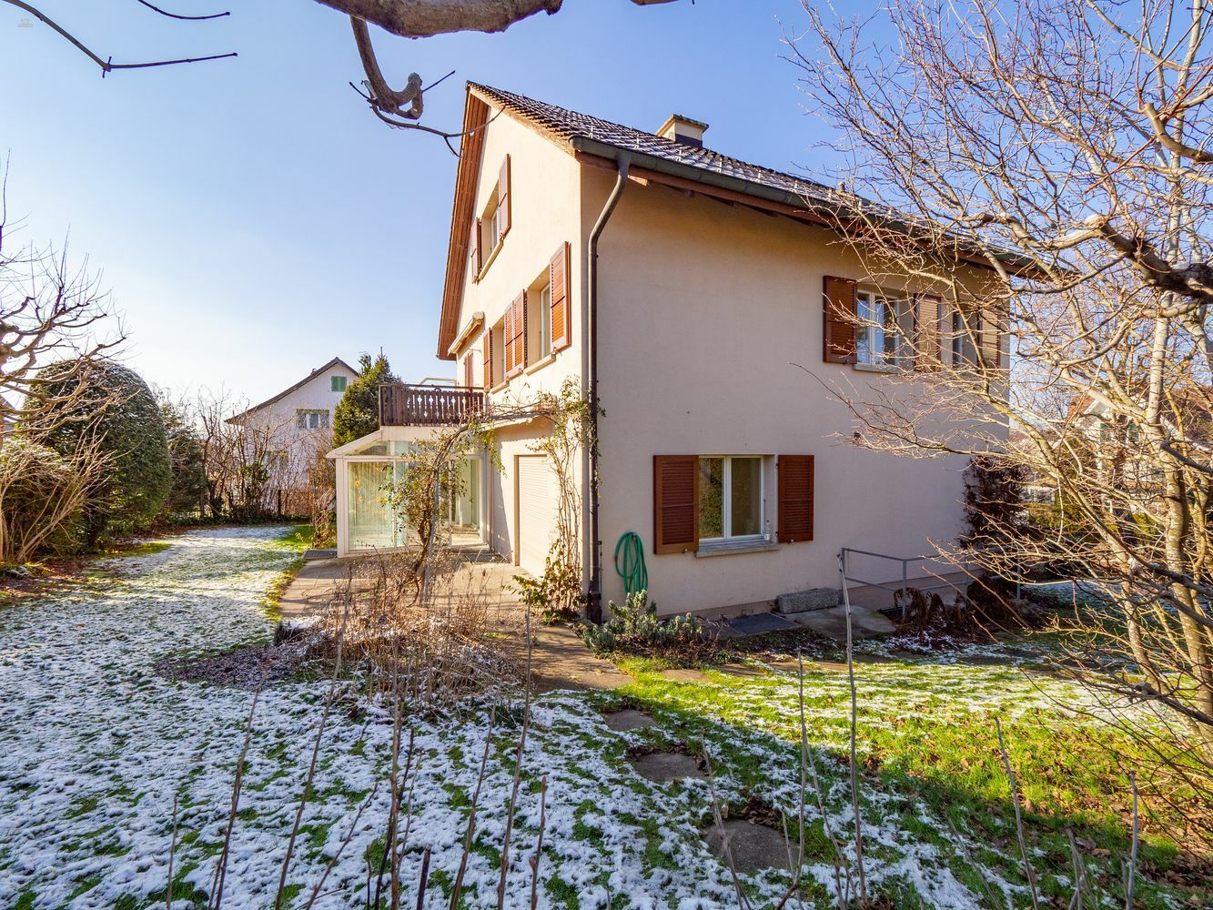 Vrijstaand huis met potentieel