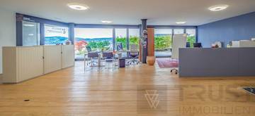 Thumbnail von Office with a view---Büro mit Aussicht