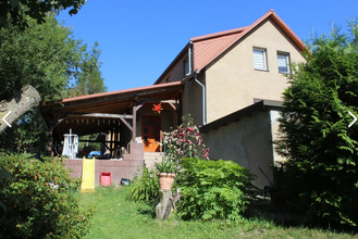 Thumbnail von Einfamilienhaus mit großem Grundstück in ruhiger, naturnaher Lage zum Verkauf