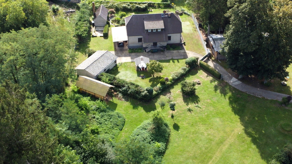 Thumbnail von Im Ort aus der Welt