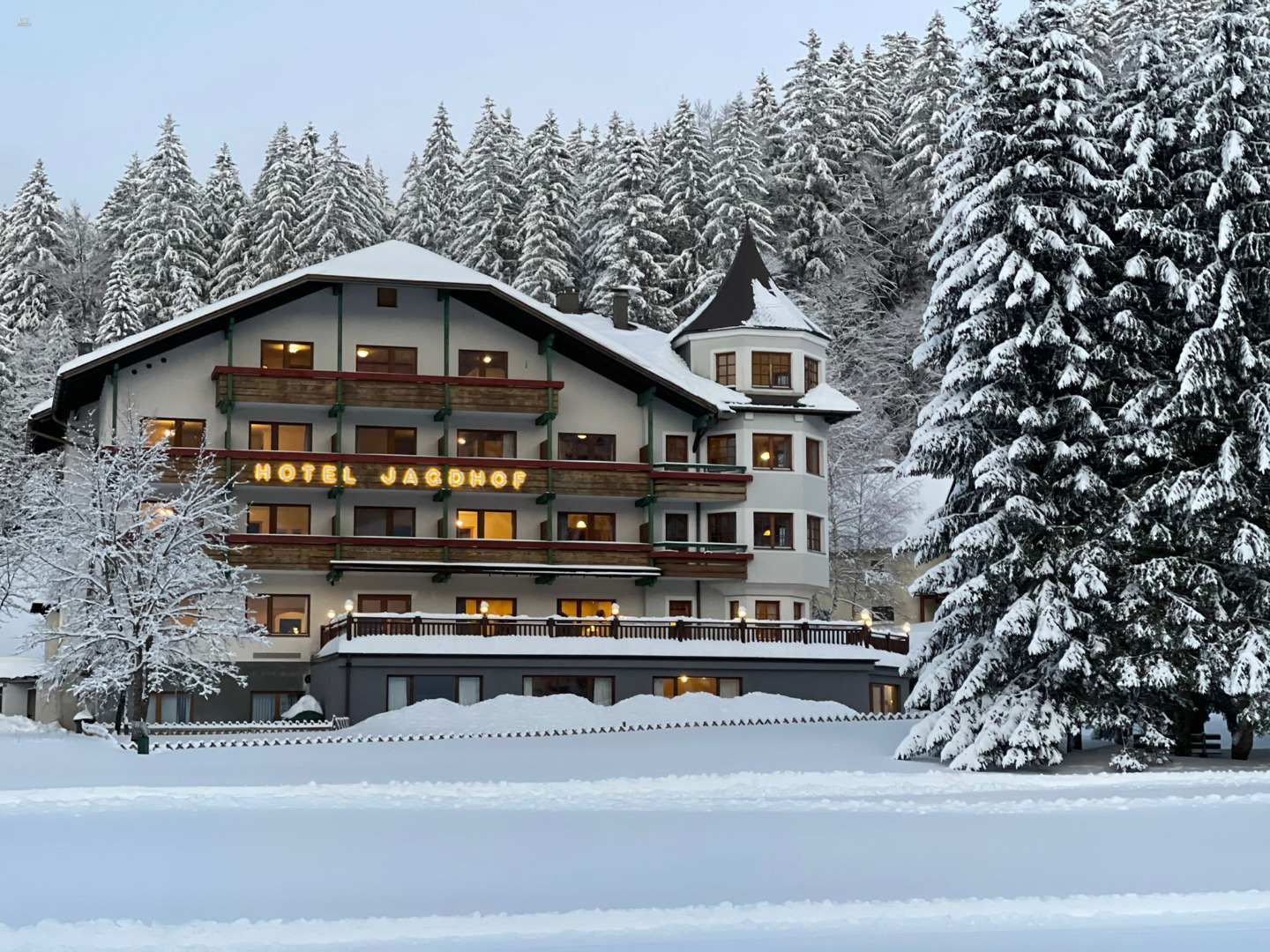 Romantisches Hotel in den Bergen mit Erweiterung und Entwicklung Möglichkeit
