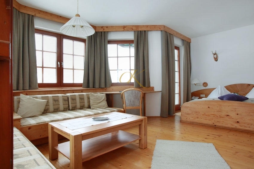 Thumbnail von Romantisches Hotel in den Bergen mit Erweiterung und Entwicklung Möglichkeit