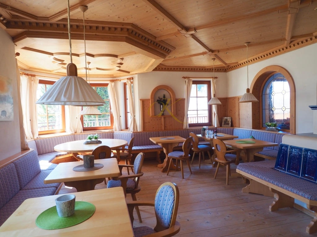 Thumbnail von Romantisches Hotel in den Bergen mit Erweiterung und Entwicklung Möglichkeit