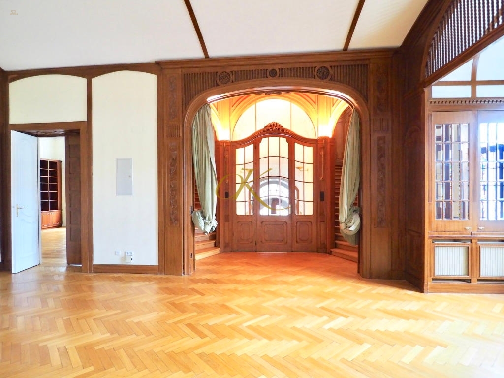Thumbnail von Wohnung in historischer Neubarock Villa in Stadtzentrum