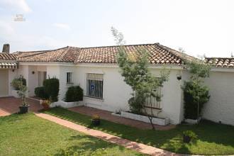 Thumbnail von villa for sale in - Estepona