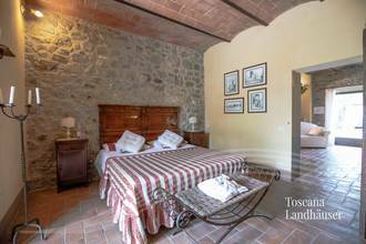 Thumbnail von Typisch toskanisches Anwesen bestehend aus mehreren Gebäuden mit Pool