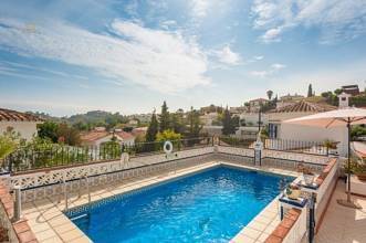Thumbnail von villa for sale in - Arroyo de la Miel