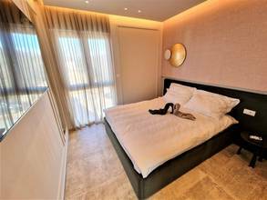 Thumbnail von Moderne Maisonettewohnung mit Blick auf das Meer