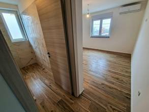 Thumbnail von Modernes Familienhaus mit Meerblick