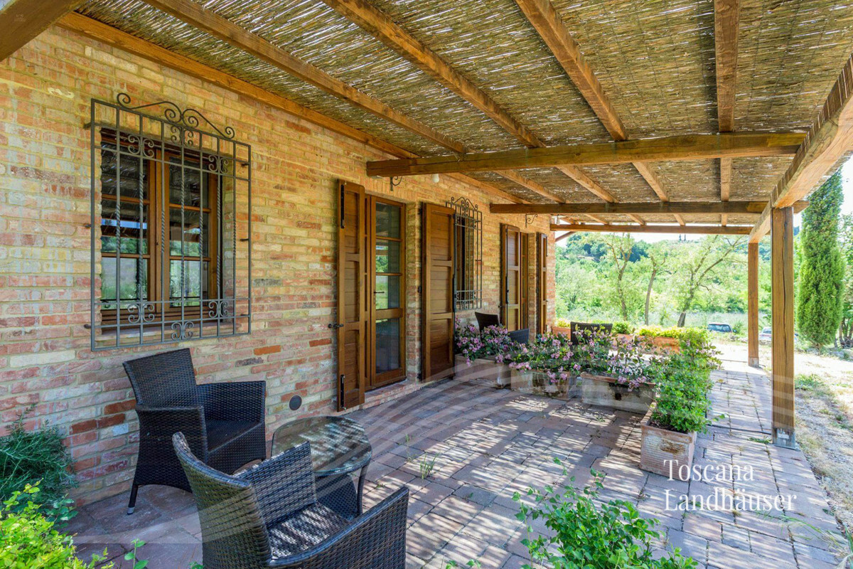 Thumbnail von Fantastisches Anwesen mit Nebengebäude und Pool