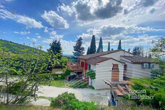 Thumbnail von Charmantes Landhaus in Panoramalage mit Pool