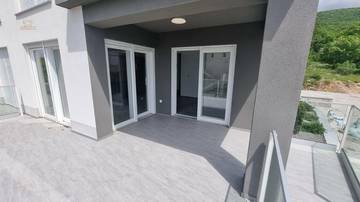 Thumbnail von Moderne Wohnung mit Meerblick