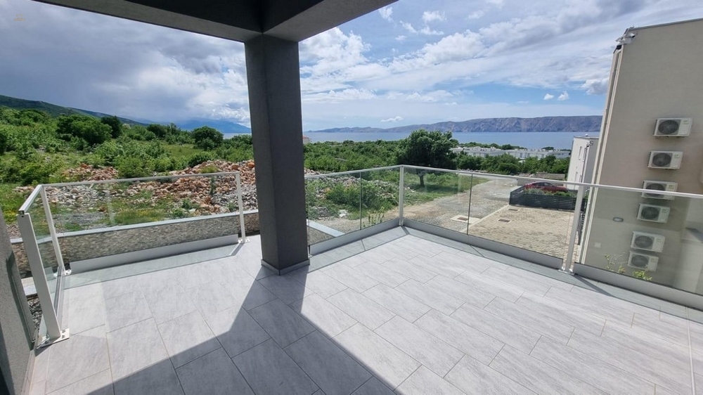 Moderne Wohnung mit Meerblick