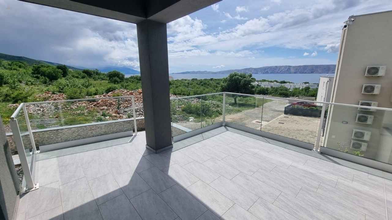 Moderne Wohnung mit Meerblick