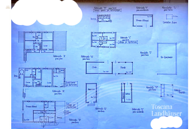 Thumbnail von Anwesen mit insgesamt 8 Gebäuden und ca. 31 ha Land in Meernähe