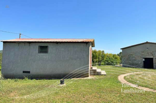 Thumbnail von Anwesen mit insgesamt 8 Gebäuden und ca. 31 ha Land in Meernähe