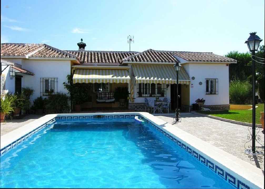Villa for sale in - Benajarafe 