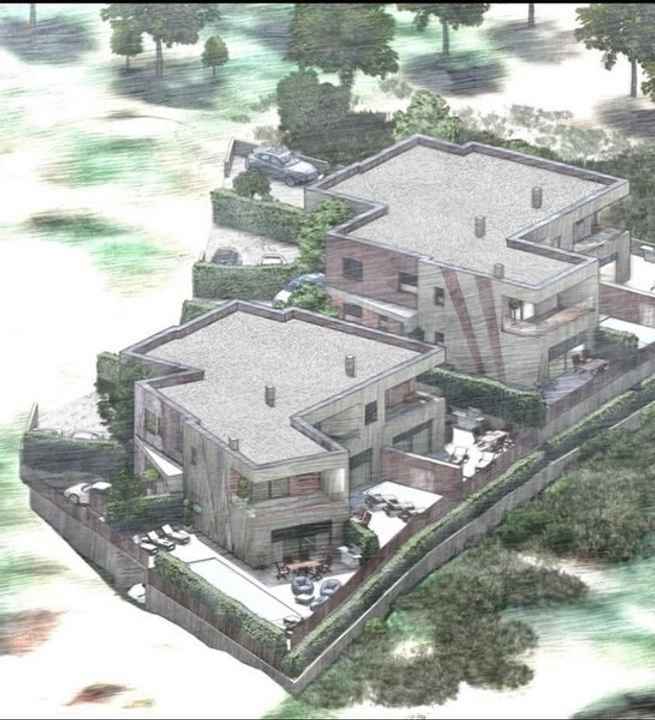 Modernes Reihenhaus mit Pool