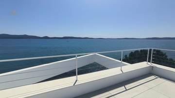 Thumbnail von Novostavba apartmánů přímo u moře - s terasou na střeše