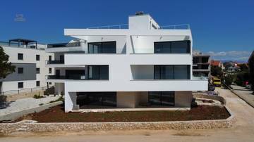 Thumbnail von Novostavba apartmánů přímo u moře - s terasou na střeše