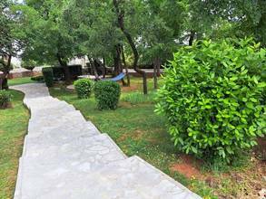 Thumbnail von Edificio de varias viviendas de alta calidad con piscina