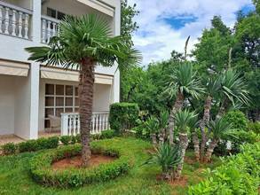 Thumbnail von Edificio de varias viviendas de alta calidad con piscina