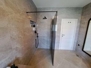 Thumbnail von Edificio de varias viviendas de alta calidad con piscina