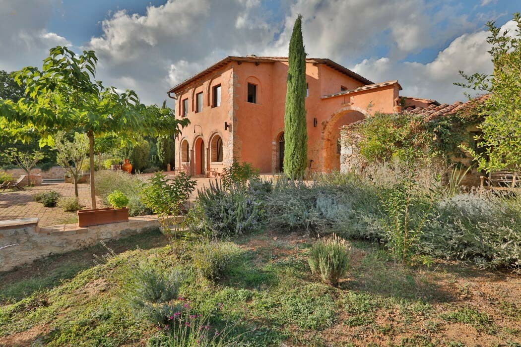 Thumbnail von Siena'dan sadece birkaç kilometre uzaklıkta muhteşem bir mülk