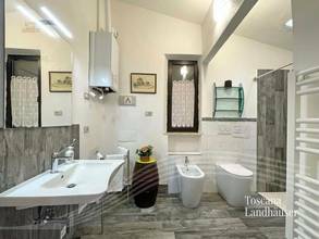 Thumbnail von renoviertes Anwesen eingebettet in üppige Natur, nur wenige Kilometer von Siena entfernt