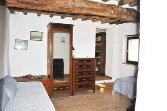 Thumbnail von **Provisionsfrei für Käufer**
Idyllisch gelegenes Rustico mit Olivenhain nahe einer Stadt