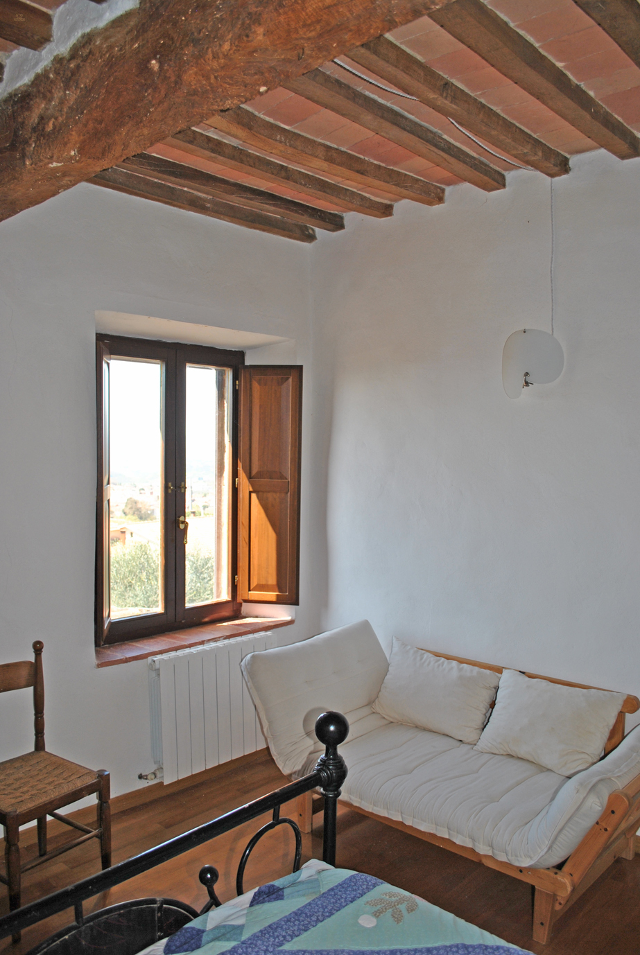 Thumbnail von **Provisionsfrei für Käufer**
Idyllisch gelegenes Rustico mit Olivenhain nahe einer Stadt