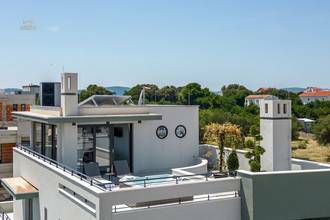 Thumbnail von Moderne Luxusvilla mit Swimmingpool nahe dem Yachthafen