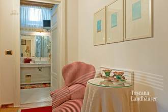 Thumbnail von Wohnung in renommierten Palast nur 20 km vom Meer entfernt