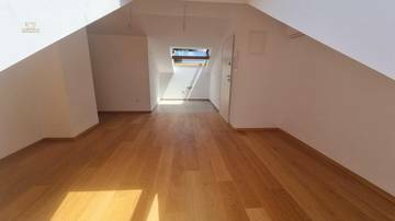 Thumbnail von Attraktive Dachgeschosswohnung mit Meerblick