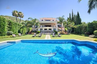 Thumbnail von Luxus-Villa in Sierra Blanca R2185658