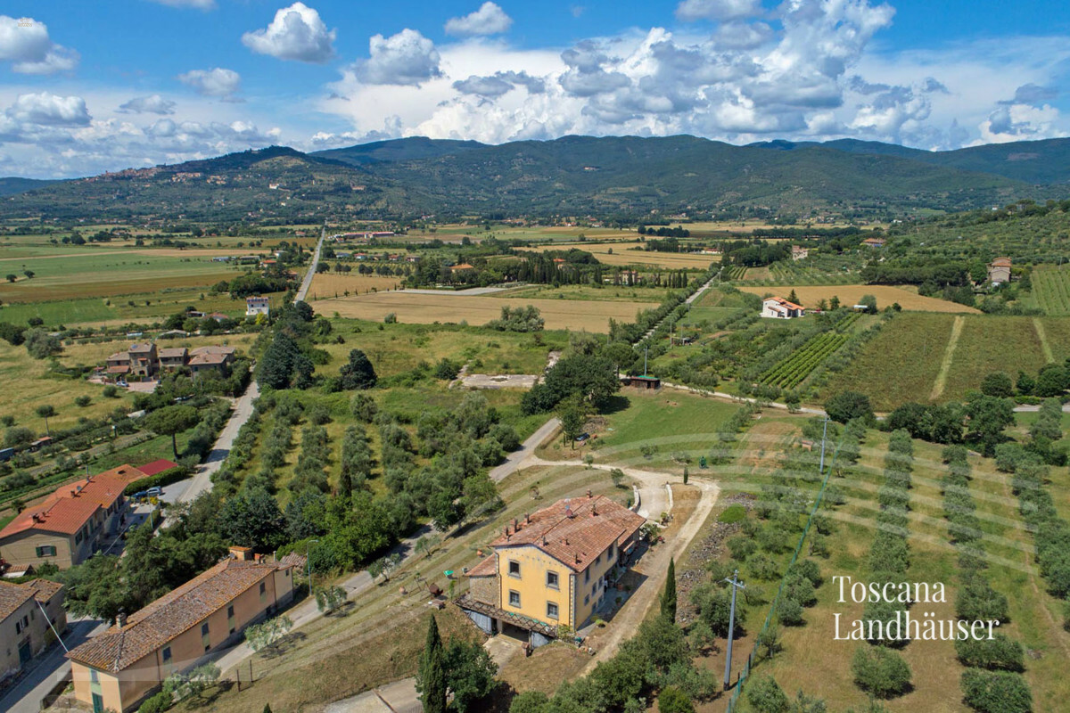 Thumbnail von Faszinierendes Landhaus mit Panoramablick bis Cortona