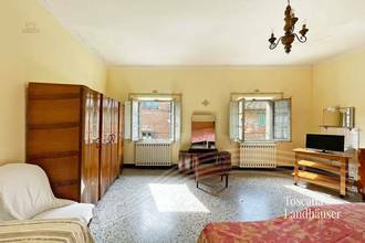 Thumbnail von Wohnung mit Blick auf historische Ortschaft und den Lago Trasimeno