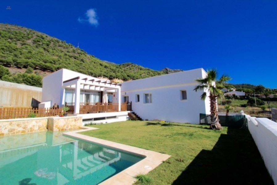 Villa for sale in - Mijas